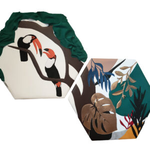 drôles d'habitants sur branche fleurie 🔴